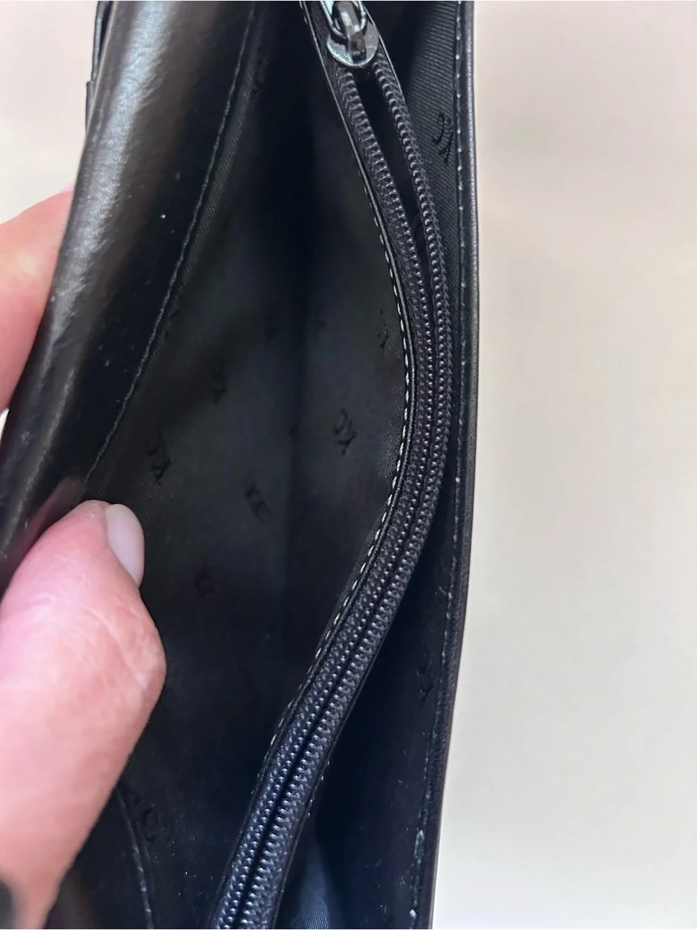 Kenneth Cole Black Leather Wallet